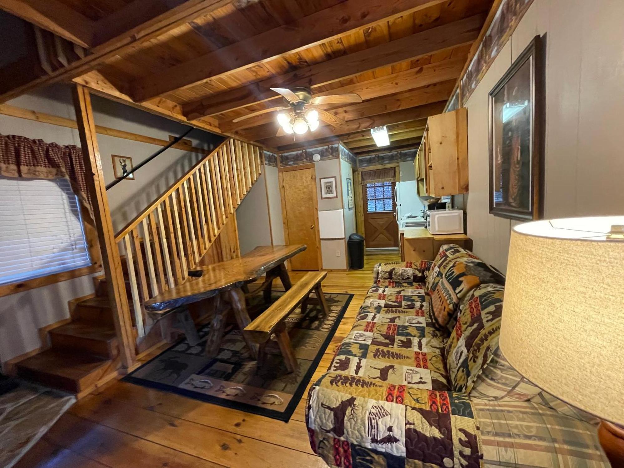 Amazing Cabin Fireplace And Stream #11 Helen Exterior photo